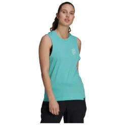 Five Ten Women's Graphics Stealth Cat - T-shirt -Casual Style Shop five ten womens graphics stealth cat t shirt detail 3