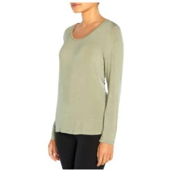 Marika Women's Andrea Tee - Longsleeve -Casual Style Shop marika womens andrea tee longsleeve detail 4