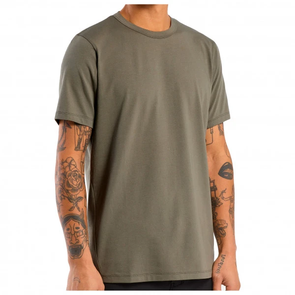 Casual Style Shop -Casual Style Shop arcteryx captive t shirt t shirt